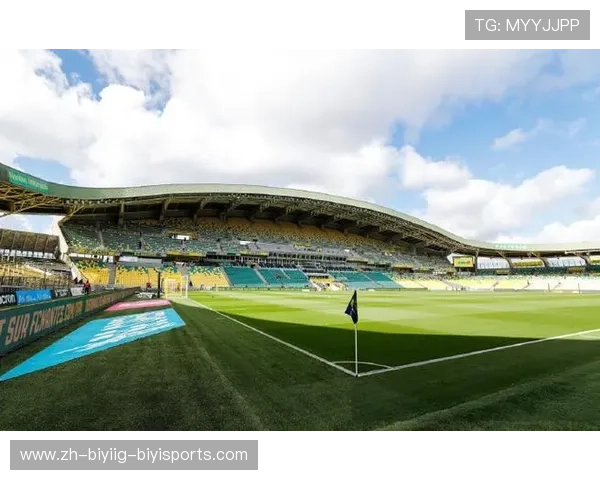 法甲王子公园球场：巴黎圣日耳曼的主场王子公园球场介绍