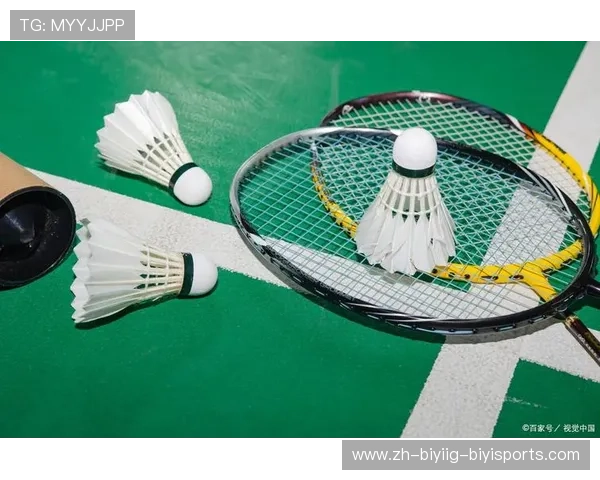 职业羽毛球多少傍
